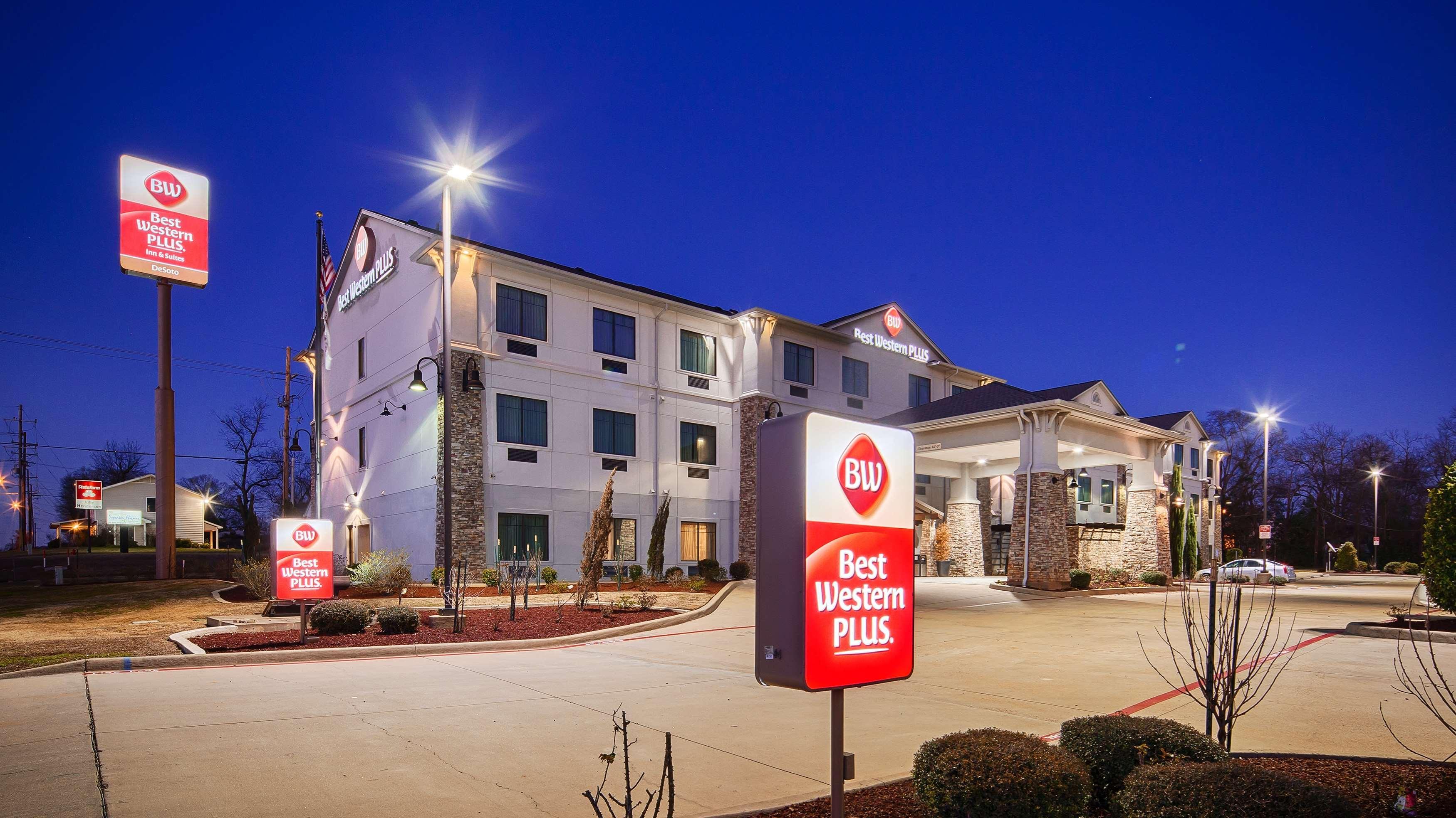 Best Western Plus Desoto Inn & Suites Mansfield Esterno foto