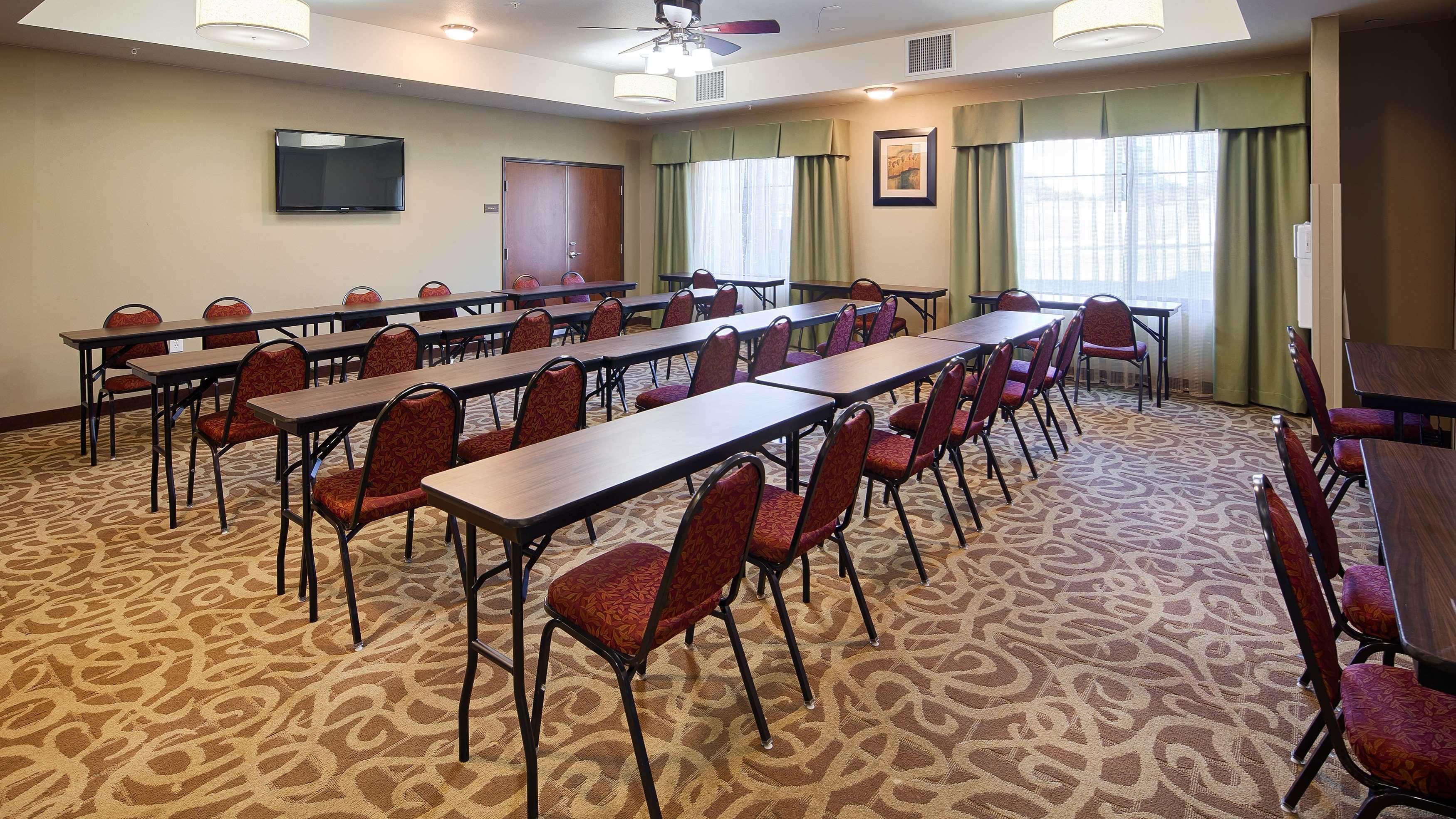 Best Western Plus Desoto Inn & Suites Mansfield Esterno foto