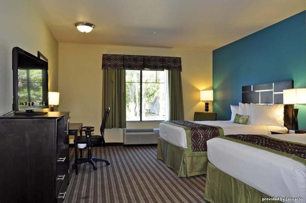 Best Western Plus Desoto Inn & Suites Mansfield Camera foto
