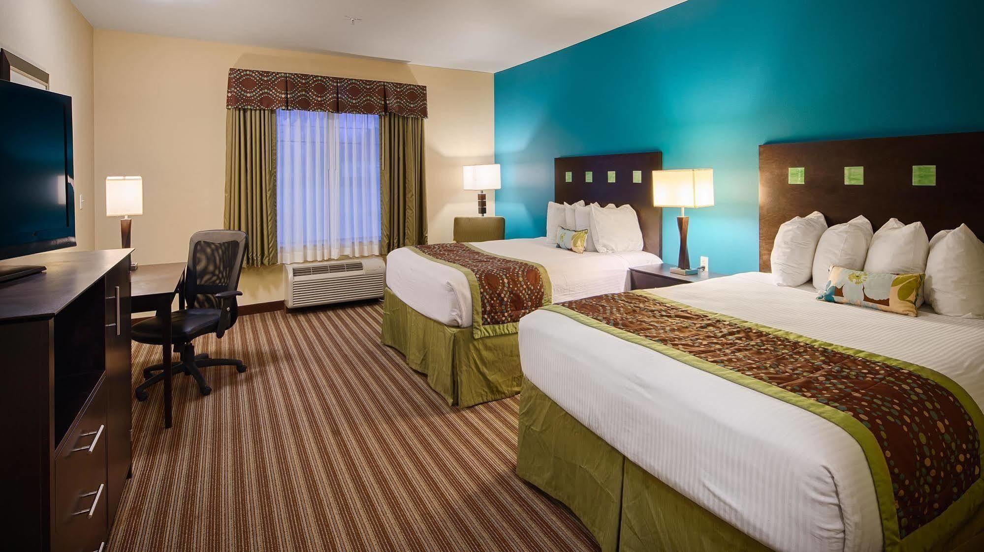 Best Western Plus Desoto Inn & Suites Mansfield Esterno foto